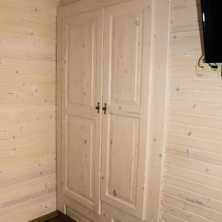 модрина 2 Ferienhaus Worochta