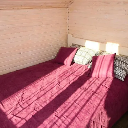 модрина 2 Ferienhaus